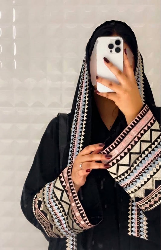 Khuyoot Al Qamar
