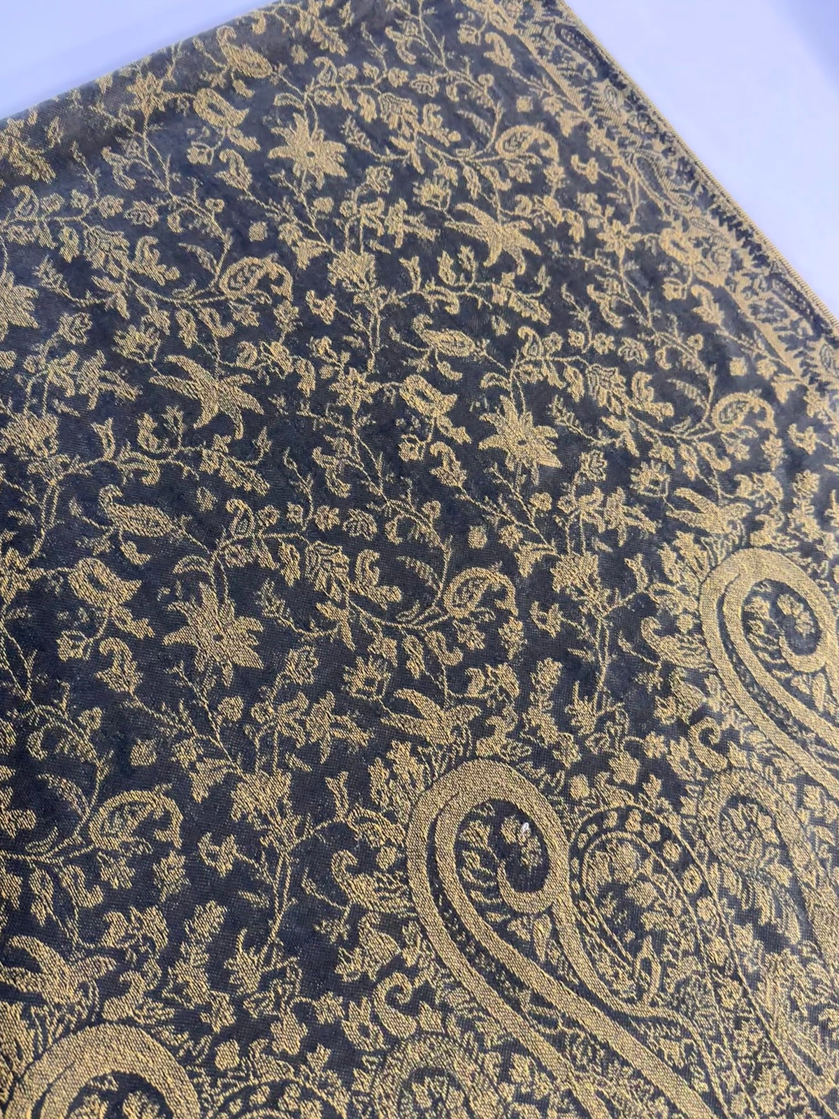 Minsha Black Pashmina