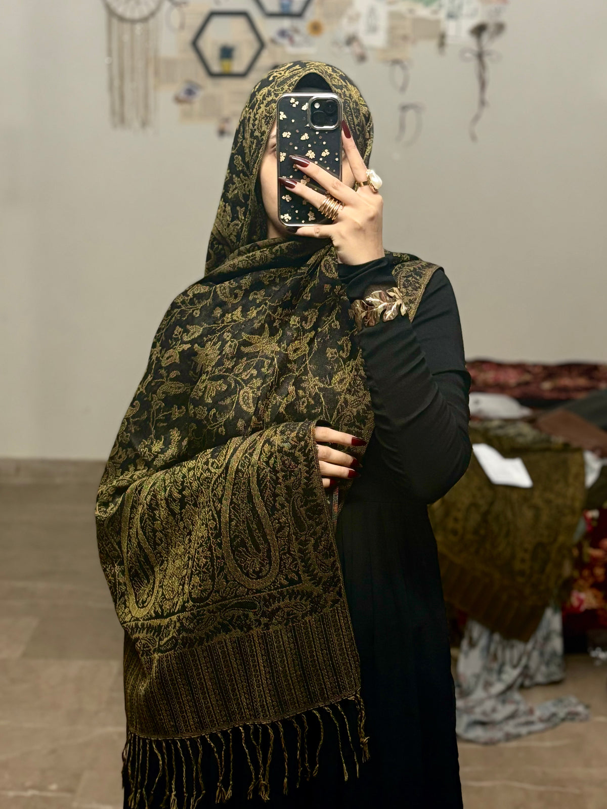 Minsha Black Pashmina