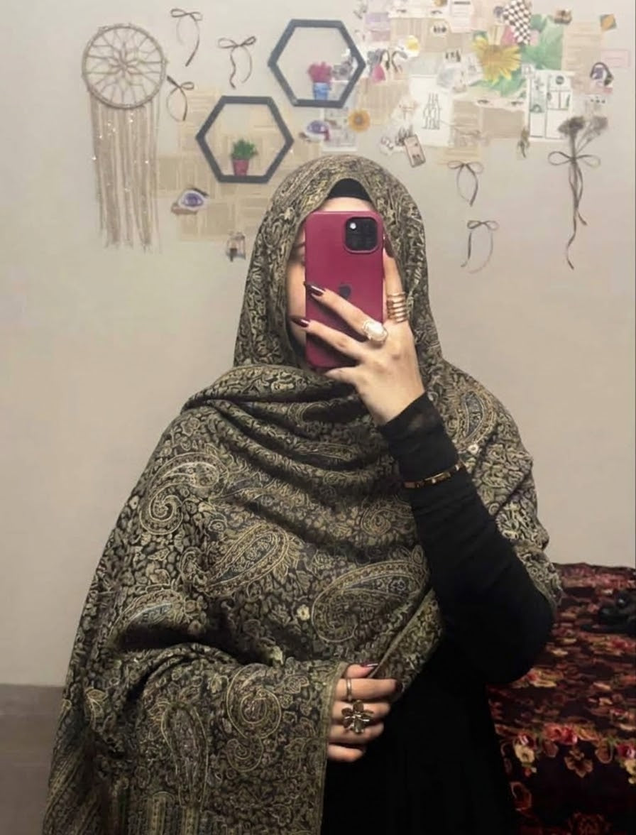 Zarqah Olive Black Pashmina